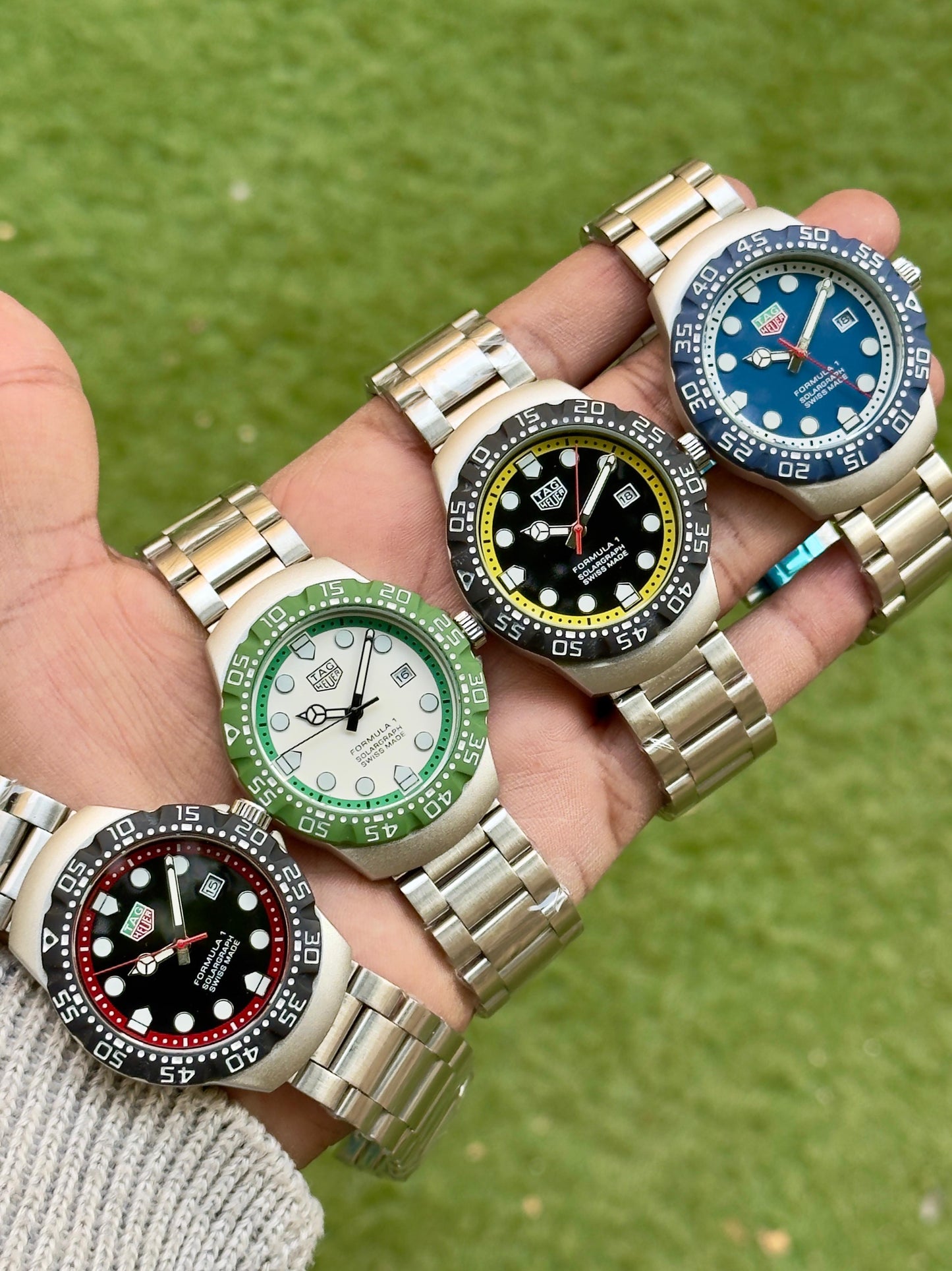 TAG HEUER FORMULA 1 MEN'S WATCH – SPORTY DIAL WITH ROTATING BEZEL & STAINLESS STEEL BRACELET